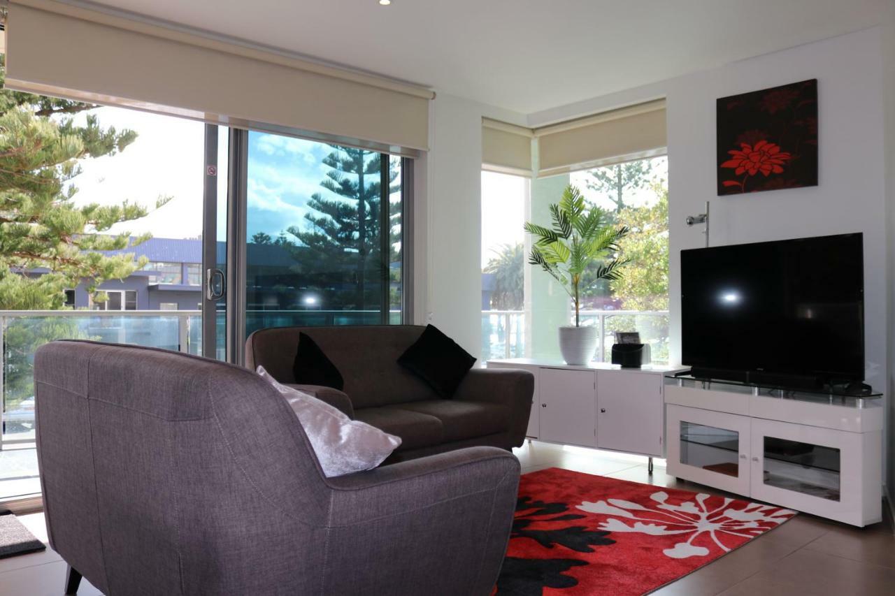 130 At The Waves Apartment Cowes Exterior photo